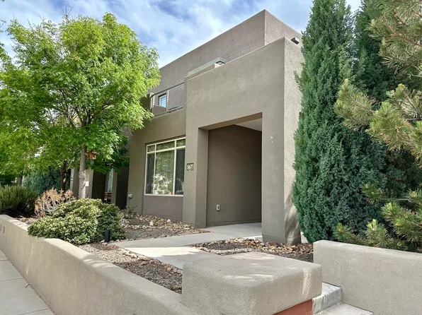 5671 University Blvd SE, Albuquerque, NM 87106