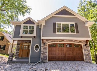 N67W33005 Oak Ridge Ln, Town Of Merton, WI 53029