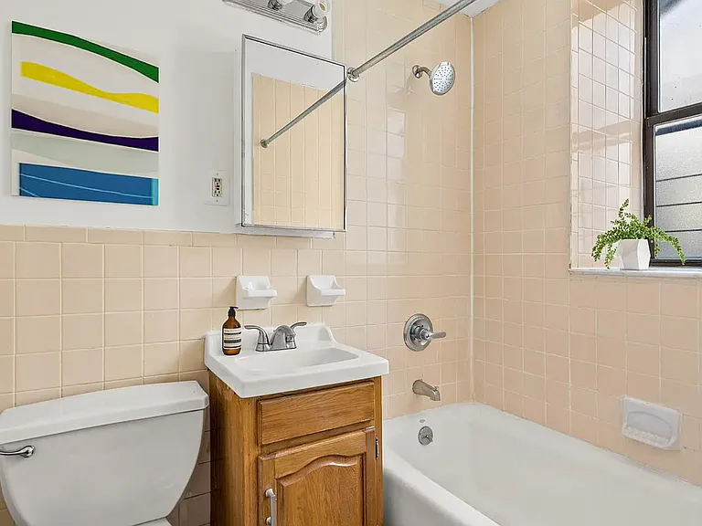 451 W 166th St #5C — Photo 6