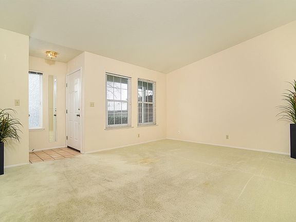5th image of 5709 Ivy Town Ln