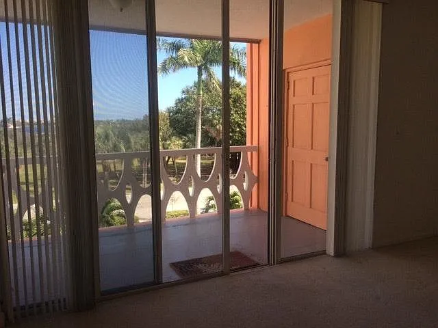 1 bed, 550 sqft, $1,600 — Photo 2