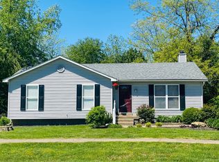 812 Rolling Ridge Cir, Simpsonville, KY 40067