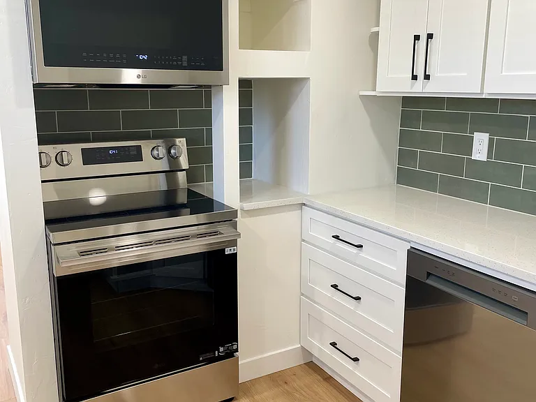 2124 S Blair St #A — Photo 4