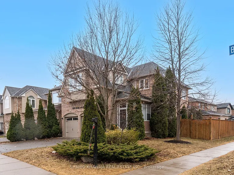7282 Blackwood Mews — Photo 2