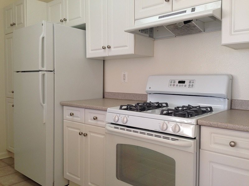 1st image of 9700 Oakdale Dr APT 406