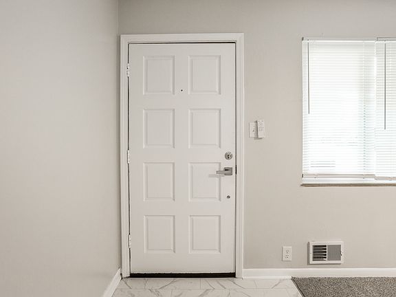 4th image of 4020 N Audubon Rd