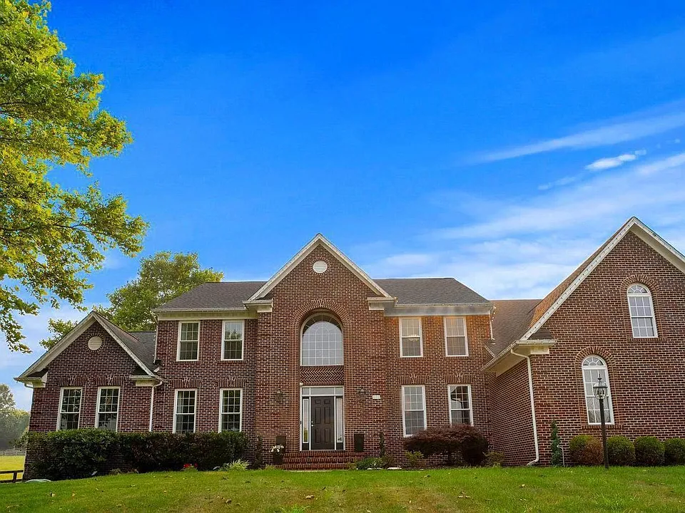 11111 Willow Green Way