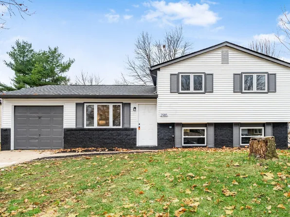 2983 Falcon Bridge Dr, Columbus, OH 43232