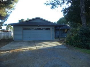1960 E 23rd St, Florence, OR 97439