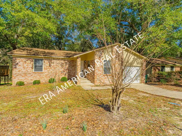 571 Woodlow Rd, Niceville, FL 32578