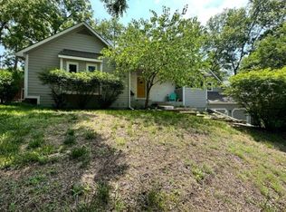 3527 Riverview Rd, Lawrence, KS 66049
