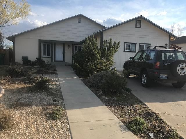 1st image of 70 Ryverson Ct #1