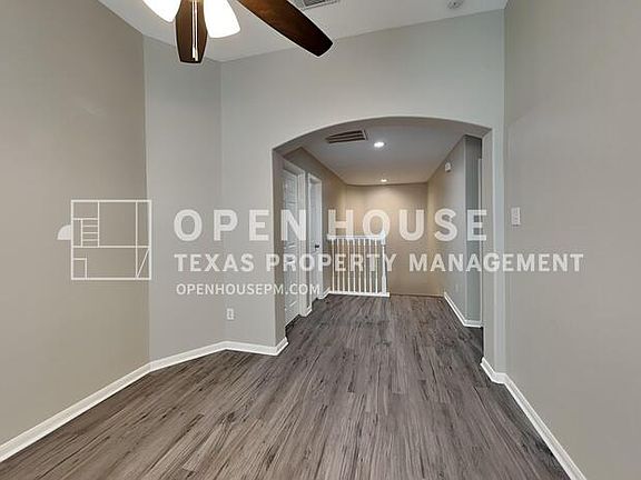 5th image of 18027 Hillock Glen Ln