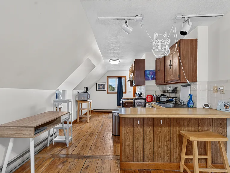49 Newbern Ave #3 — Photo 6
