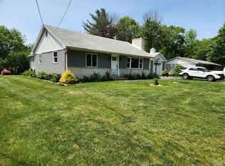 3240 Highland Rd, Orefield, PA 18069