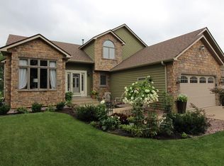 560 Lonesome Pine Trl, Lino Lakes, MN 55014
