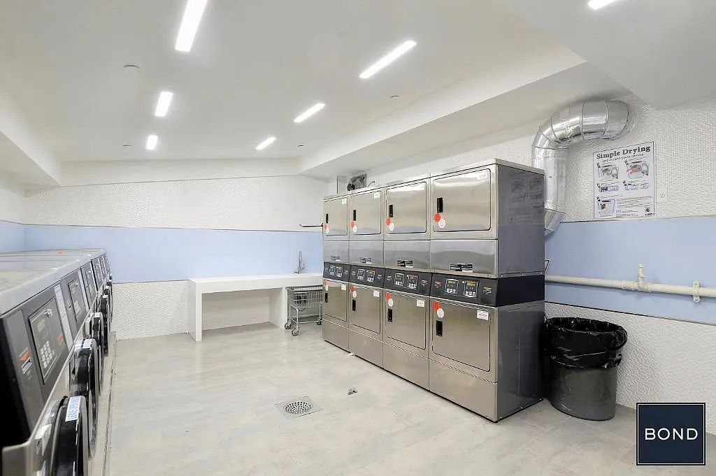 230 East 30th Street — Photo 3