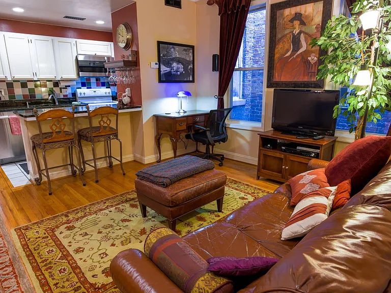1715 Euclid St NW #3 — Photo 1