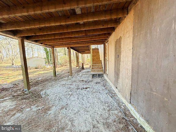 33rd image of 1709 Emerson Ave