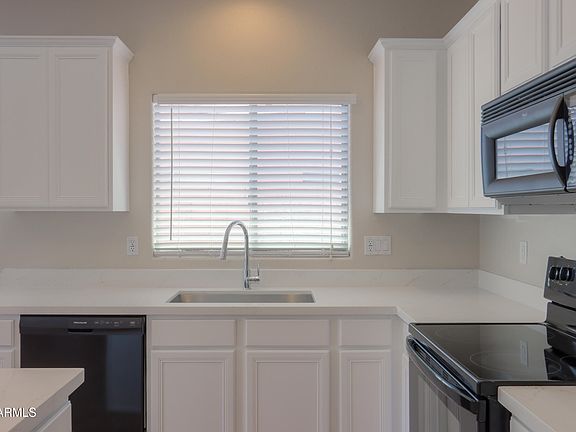 5th image of 44092 W STONECREEK Road