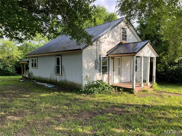 856 Wood St, Lebanon, MO 65536