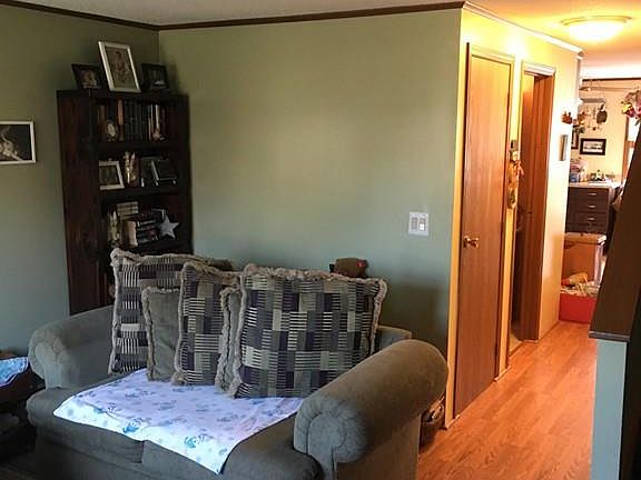 3rd image of 28 George St APT 5