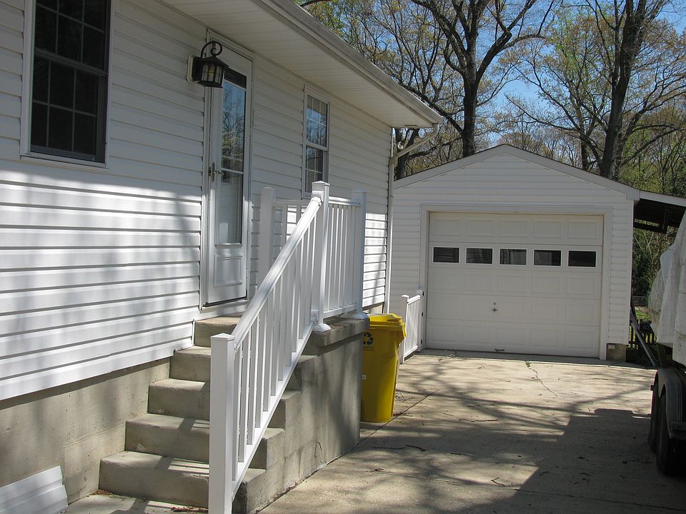 1st image of 617 Topland Dr