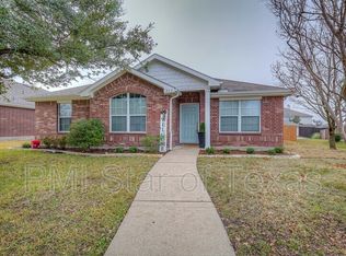 513 Sandy Ln, Royse City, TX 75189