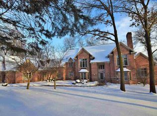 3071 Gothic Ct, Green Bay, WI 54313