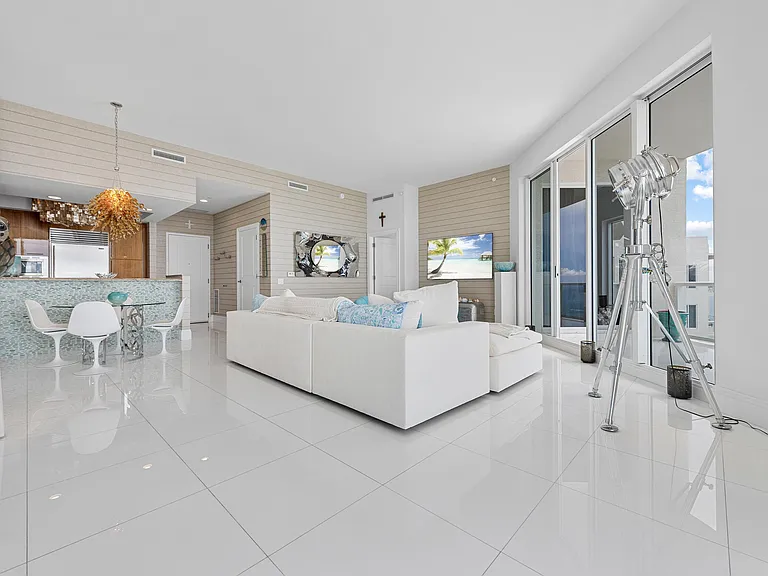 2700 N Ocean Dr #Penthouse 4b — Photo 12