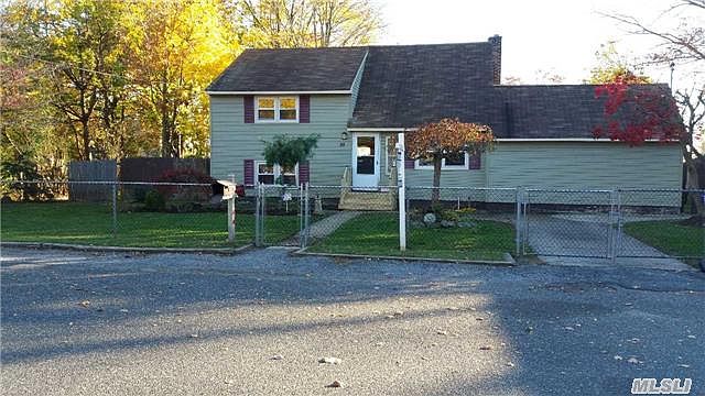 2nd image of 28 Fairtown Rd
