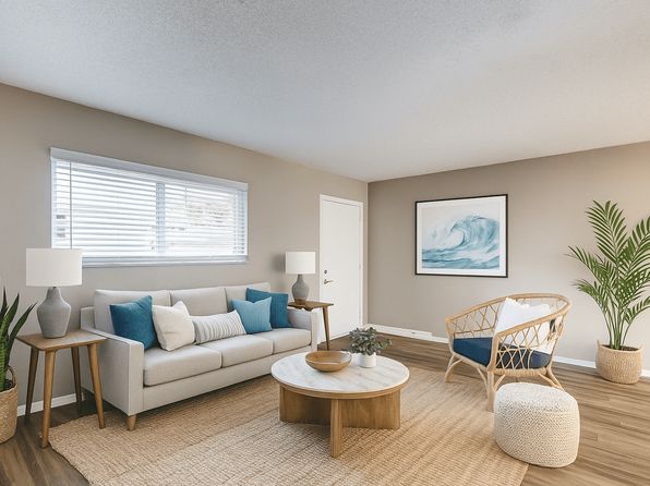 401 Rosery Rd NE #408