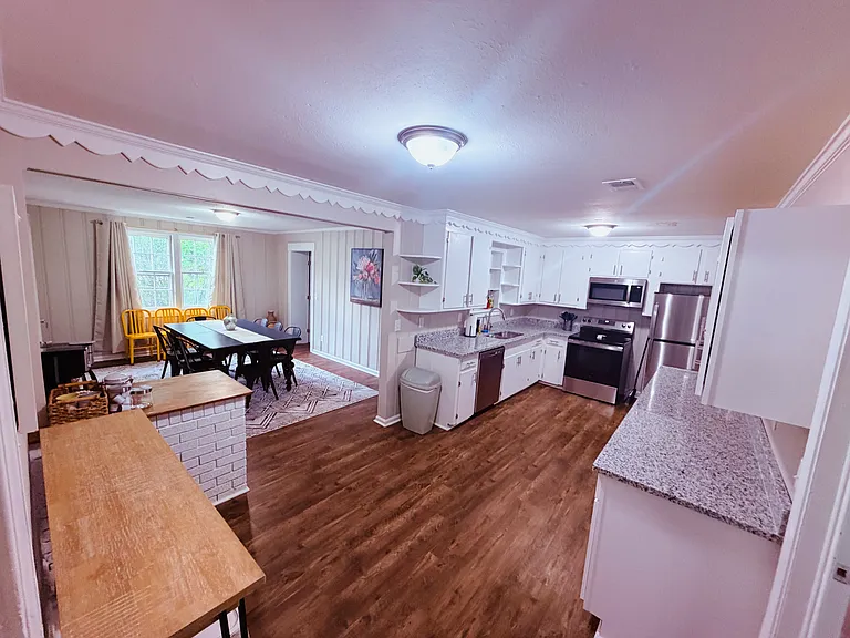 416 Poplar St — Photo 61
