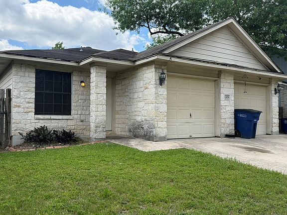 2nd image of 1209 Armadillo Rd #A
