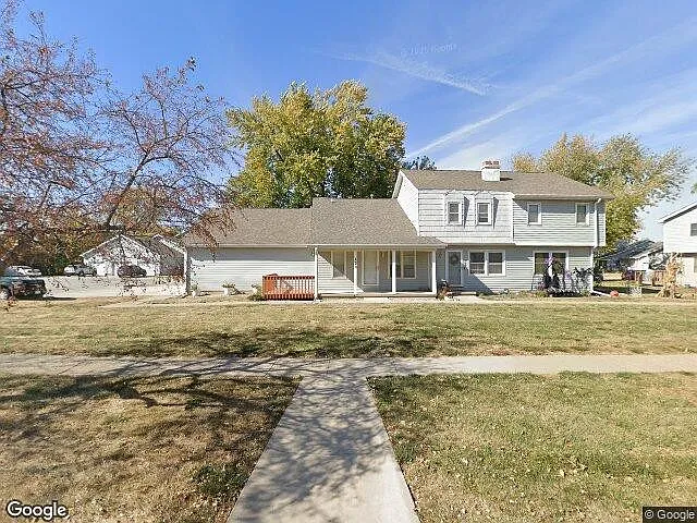 802 NW Greenwood St #49