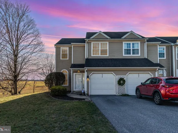 6280 Spring Knoll Dr, Harrisburg, PA 17111