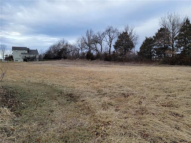 2nd image of TRACT 1 SW Robinson Rd