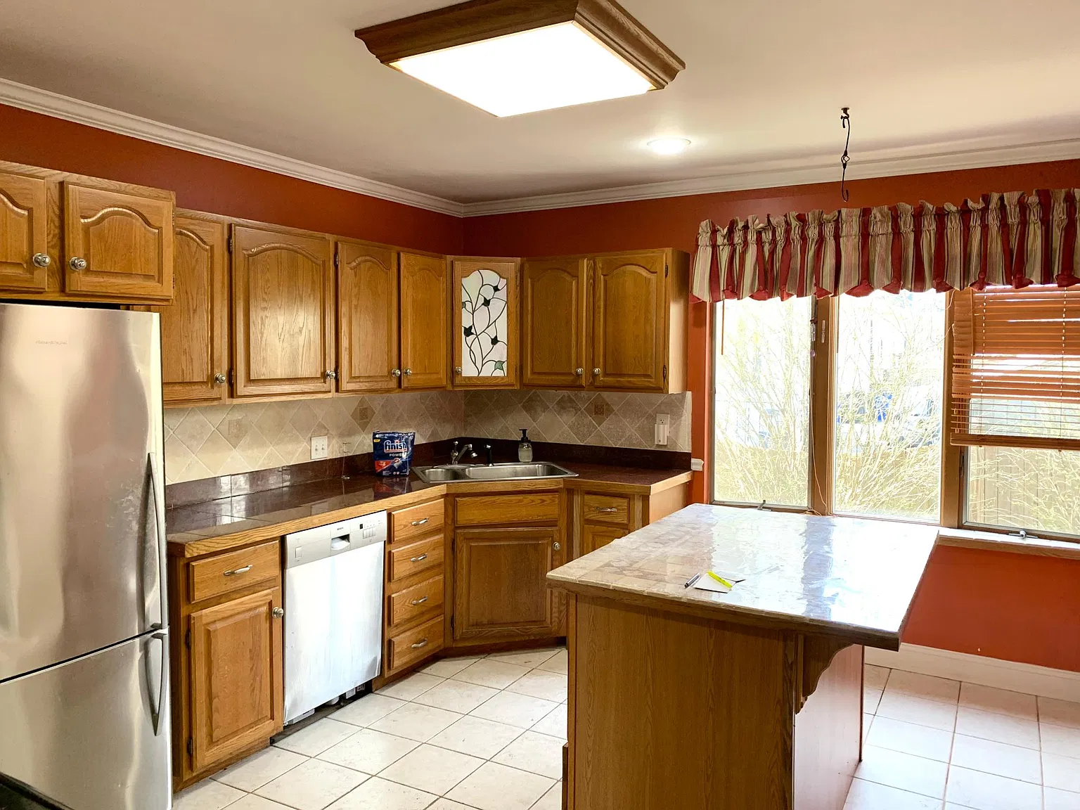 2 bed, 1200 sqft, $2,425 — Photo 4