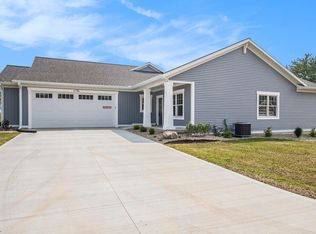 6756 Vriesland Xing #22, Zeeland, MI