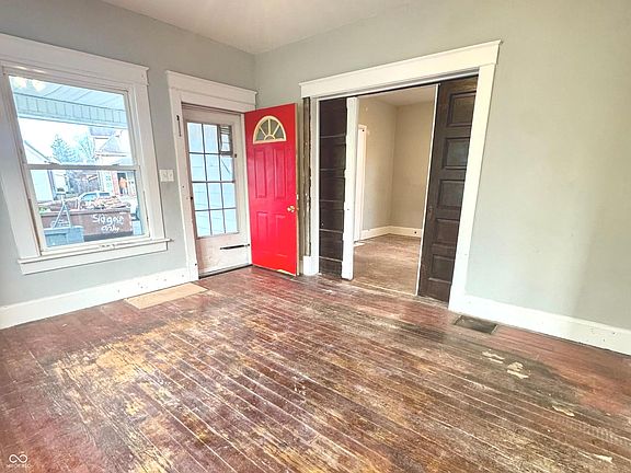 4th image of 314 N Elm St