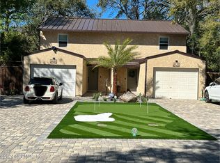 2132 Bay Rd, Neptune Beach, FL 32266