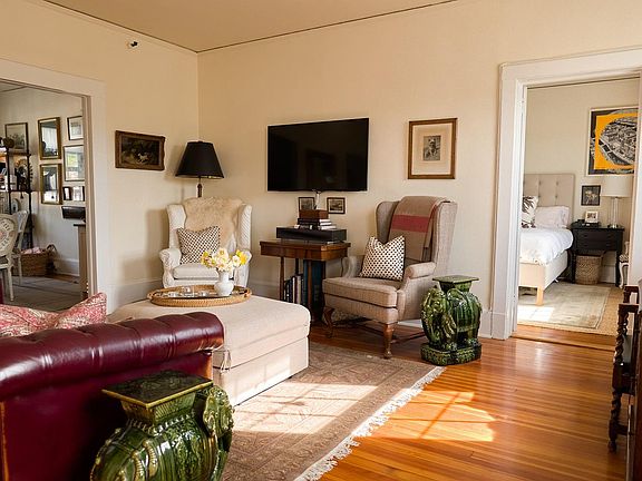 2nd image of 120 Kraft Ave #10