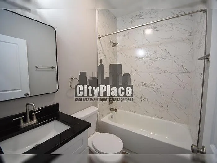 1722 Ingram St #A — Photo 16