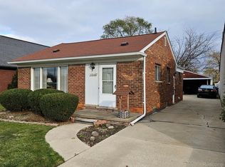 17157 Fort St, Riverview, MI 48193