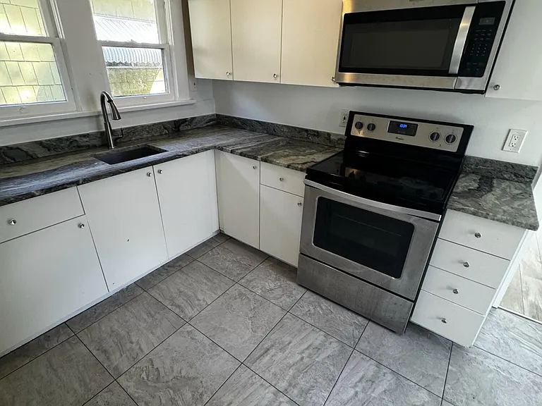 315 N K St #1 — Photo 7