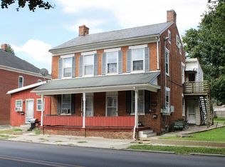 648 Broadway APT D, Hanover, PA 17331