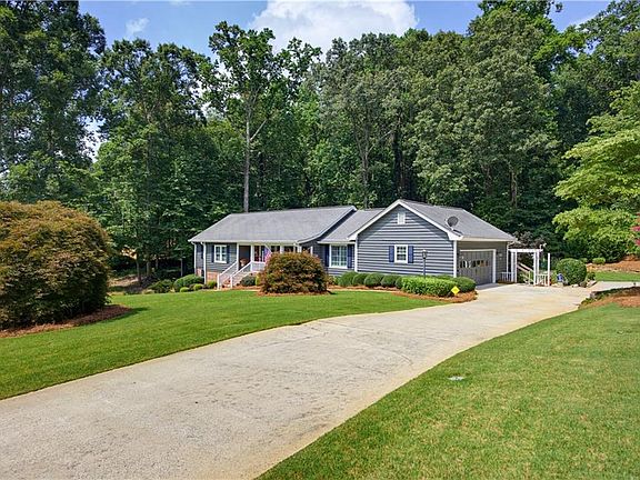 3rd image of 3351 Elm Creek Dr NW