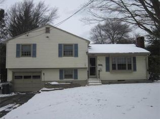 459 Stevens Rd, Swansea, MA 02777