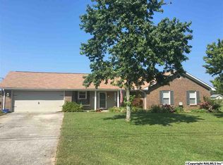 836 Jimmy Fisk Rd, Hazel Green, AL 35750
