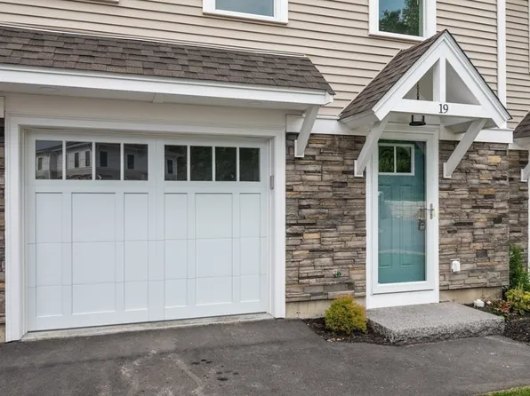 19 Hines Way #19, Newburyport, MA 01950
